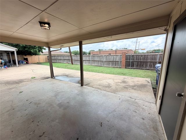 2412 Lakeview Circle 2414, Mckinney, TX 75072