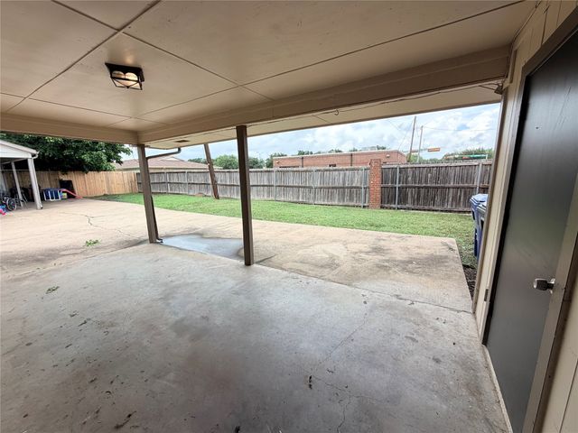 2412 Lakeview Circle 2414, Mckinney, TX 75072
