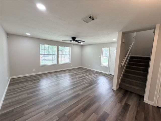 2412 Lakeview Circle 2414, Mckinney, TX 75072