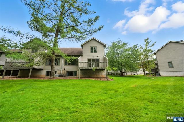 216 Beech Court 216, Norwood, NJ 07648