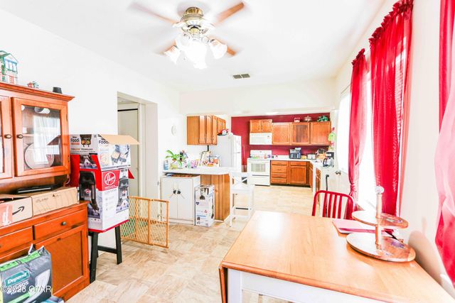 1118 Michigan Avenue, Lynn Haven, FL 32444