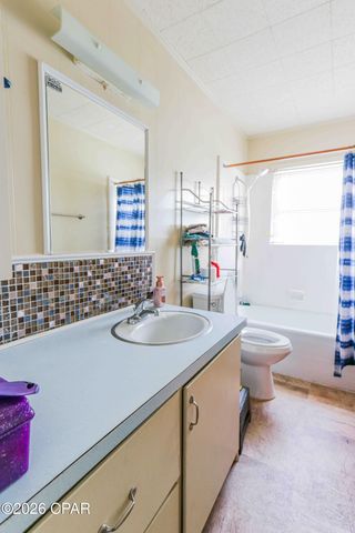 1118 Michigan Avenue, Lynn Haven, FL 32444