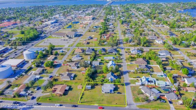 1118 Michigan Avenue, Lynn Haven, FL 32444