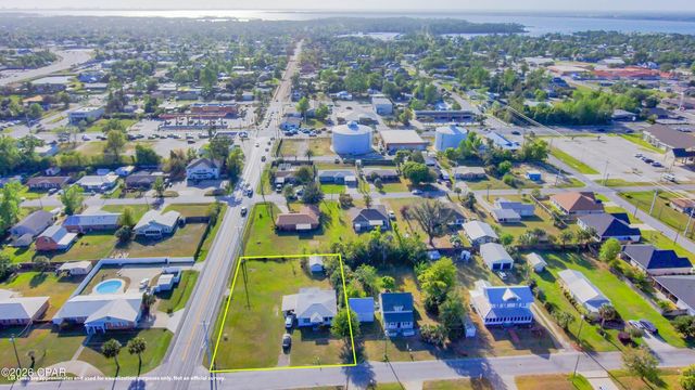 1118 Michigan Avenue, Lynn Haven, FL 32444