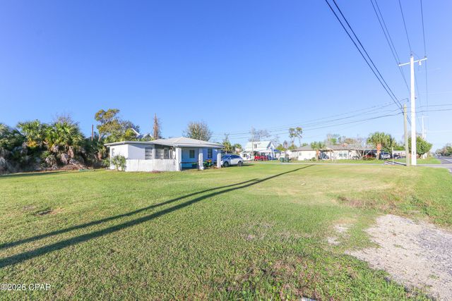 1118 Michigan Avenue, Lynn Haven, FL 32444