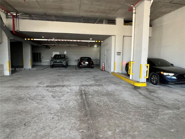 2217 NW 7th Street 2, Miami, FL 33125