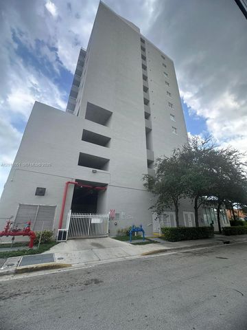 2217 NW 7th Street 2, Miami, FL 33125