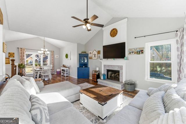 408 Pine Grove Way, Woodstock, GA 30189