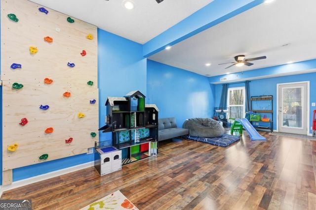 408 Pine Grove Way, Woodstock, GA 30189