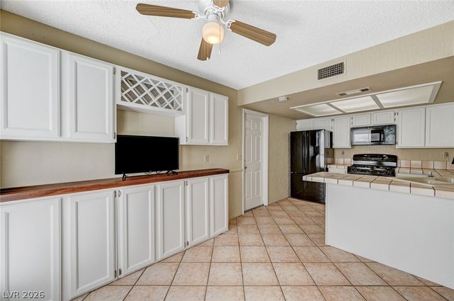 3613 Rainy River Road, Las Vegas, NV 89108