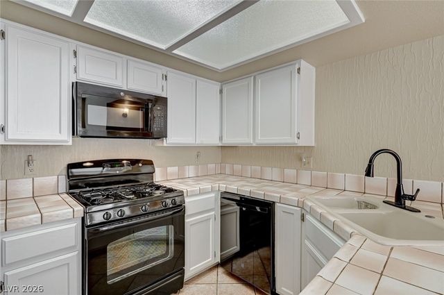 3613 Rainy River Road, Las Vegas, NV 89108