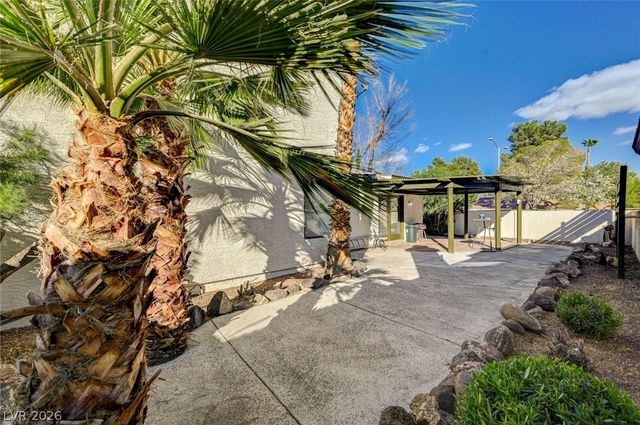 3613 Rainy River Road, Las Vegas, NV 89108