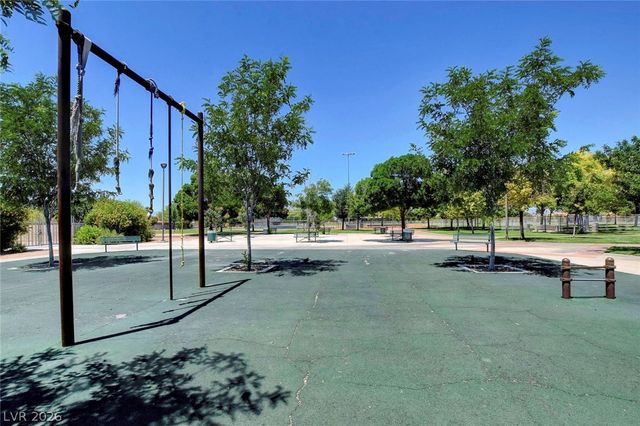 3613 Rainy River Road, Las Vegas, NV 89108