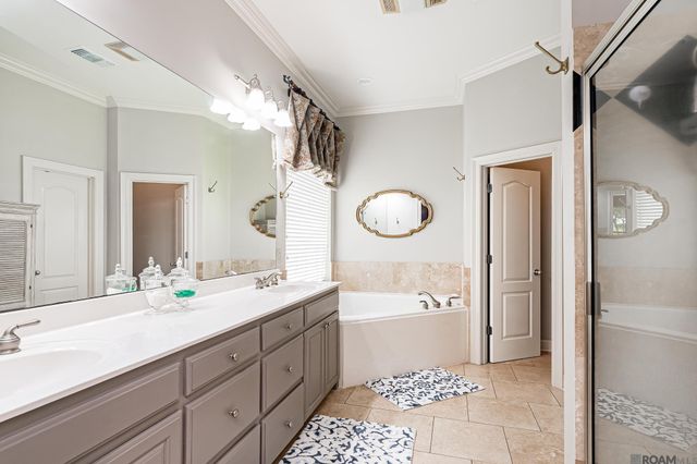 6258 Tezcuco Ct, Gonzales, LA 70737