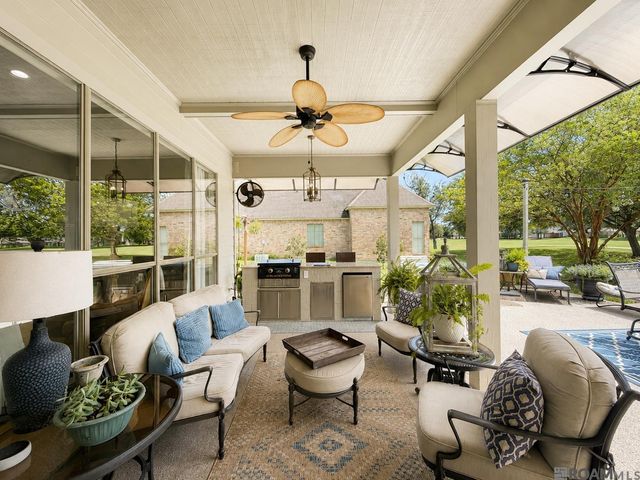 6258 Tezcuco Ct, Gonzales, LA 70737