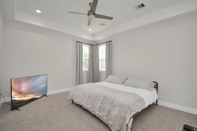 2504 W Tidwell Road E, Houston, TX 77091