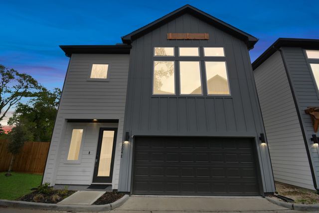 2504 W Tidwell Road E, Houston, TX 77091