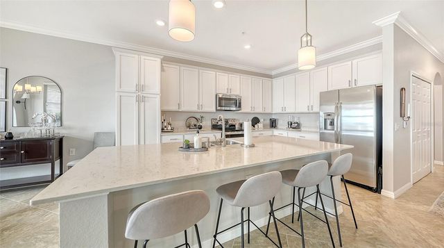 910 TIDEWATER SHORES LOOP 402, Bradenton, FL 34208