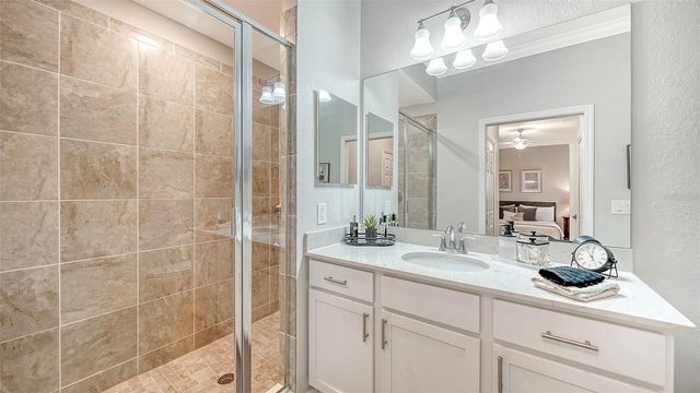 910 TIDEWATER SHORES LOOP 402, Bradenton, FL 34208