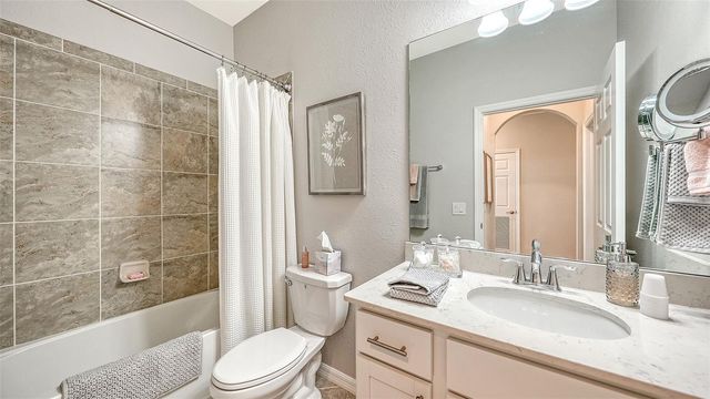 910 TIDEWATER SHORES LOOP 402, Bradenton, FL 34208