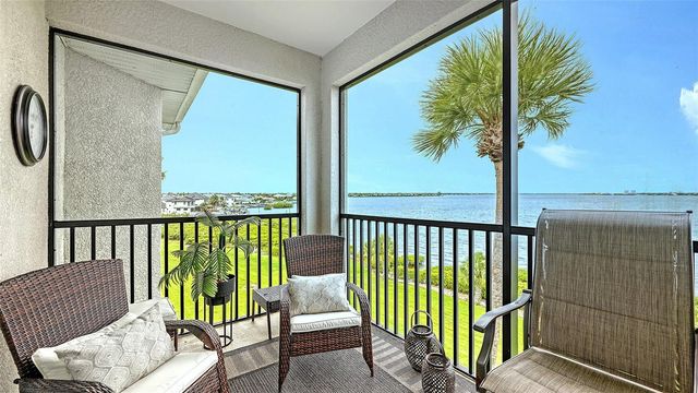 910 TIDEWATER SHORES LOOP 402, Bradenton, FL 34208