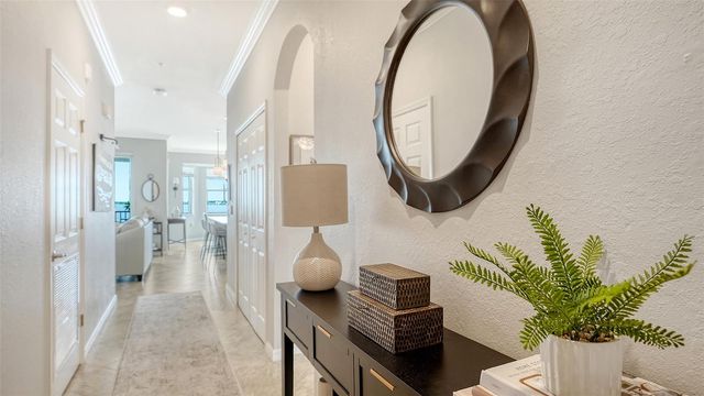 910 TIDEWATER SHORES LOOP 402, Bradenton, FL 34208