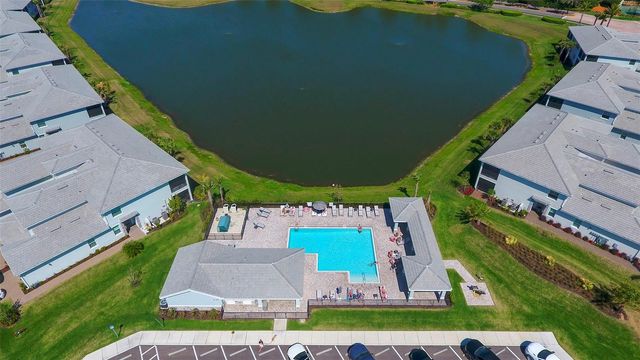 910 TIDEWATER SHORES LOOP 402, Bradenton, FL 34208