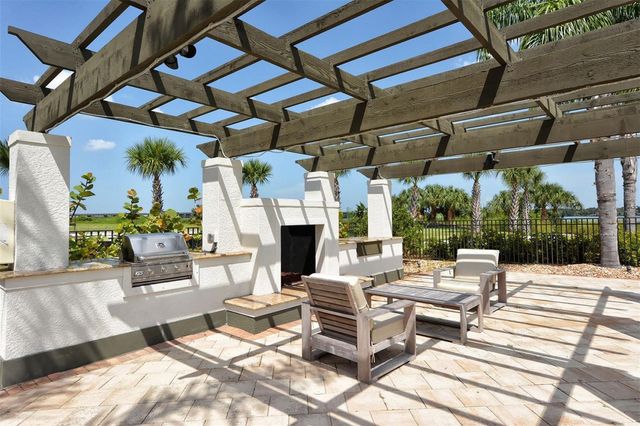 910 TIDEWATER SHORES LOOP 402, Bradenton, FL 34208