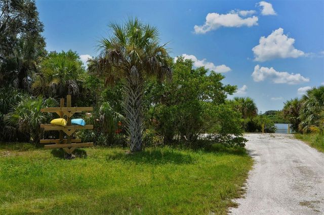 910 TIDEWATER SHORES LOOP 402, Bradenton, FL 34208