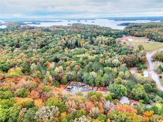 6705 Shady Grove Road, Cumming, GA 30041