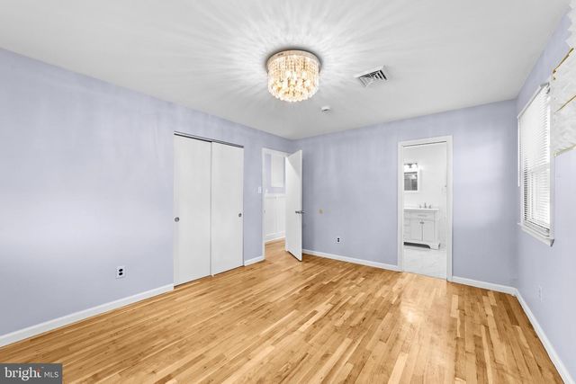 410 LEWISTOWN RD, Columbus, NJ 08022