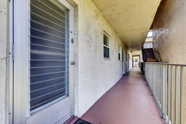 709 Lori Drive 211, Palm Springs, FL 33461