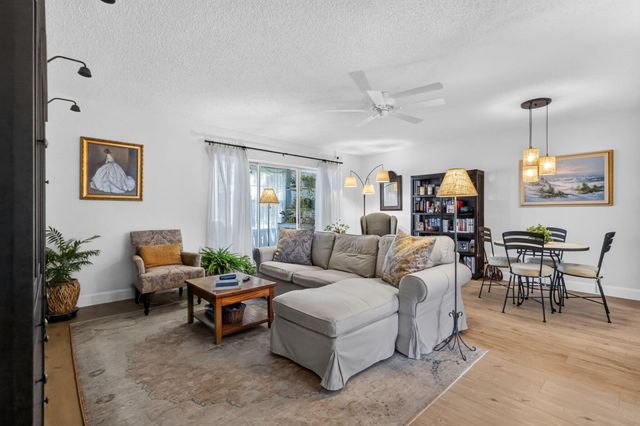709 Lori Drive 211, Palm Springs, FL 33461