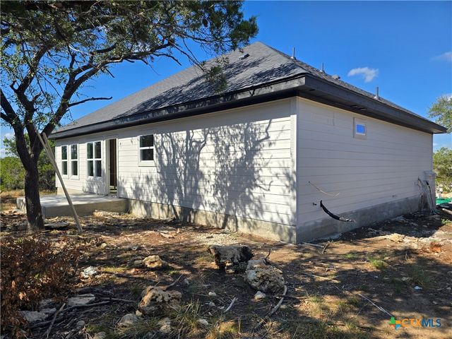 1221 Lasso Loop, Canyon Lake, TX 78133