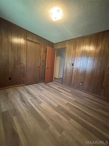6034 Wares Ferry Road, Montgomery, AL 36117