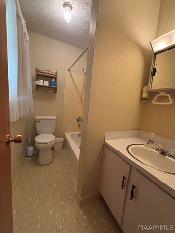 6034 Wares Ferry Road, Montgomery, AL 36117