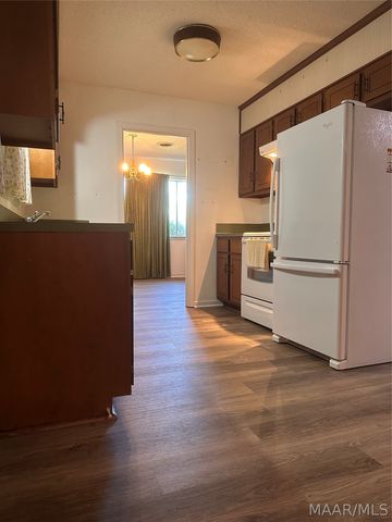 6034 Wares Ferry Road, Montgomery, AL 36117