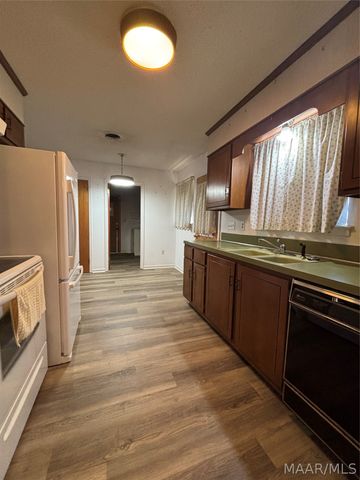 6034 Wares Ferry Road, Montgomery, AL 36117