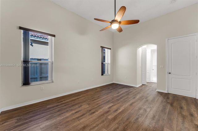 1856 NE 3rd Ct, Homestead, FL 33033