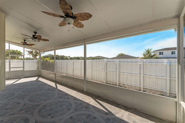 1856 NE 3rd Ct, Homestead, FL 33033