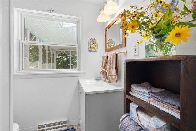 3057 Palmer St, Palmer, MA 01069
