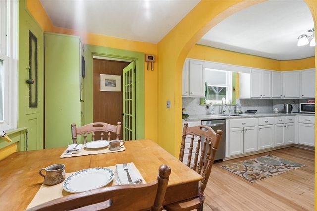 3057 Palmer St, Palmer, MA 01069