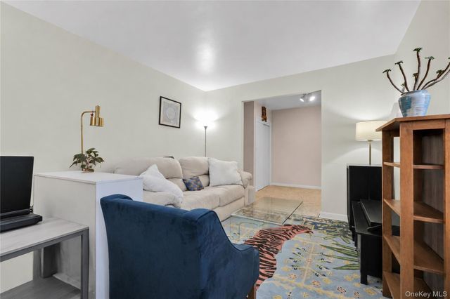 142-21 26th Avenue 5F, Flushing, NY 11354
