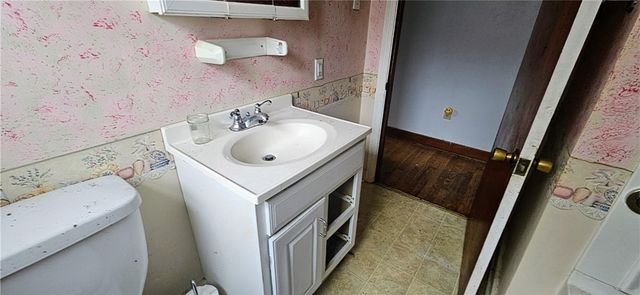 4600 3rd St, Versailles Boro, PA 15132