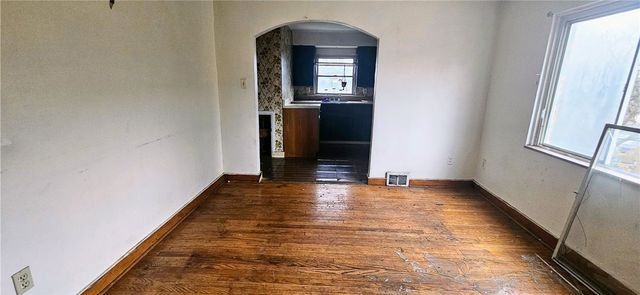 4600 3rd St, Versailles Boro, PA 15132