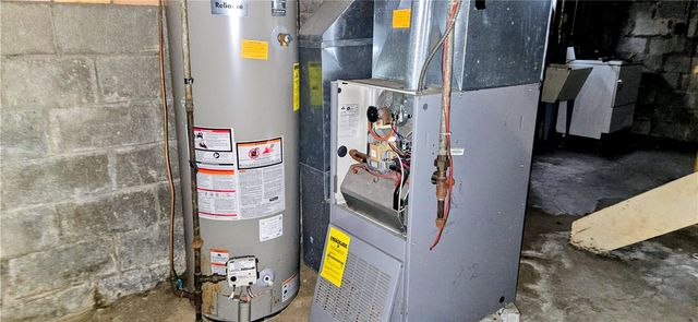 4600 3rd St, Versailles Boro, PA 15132