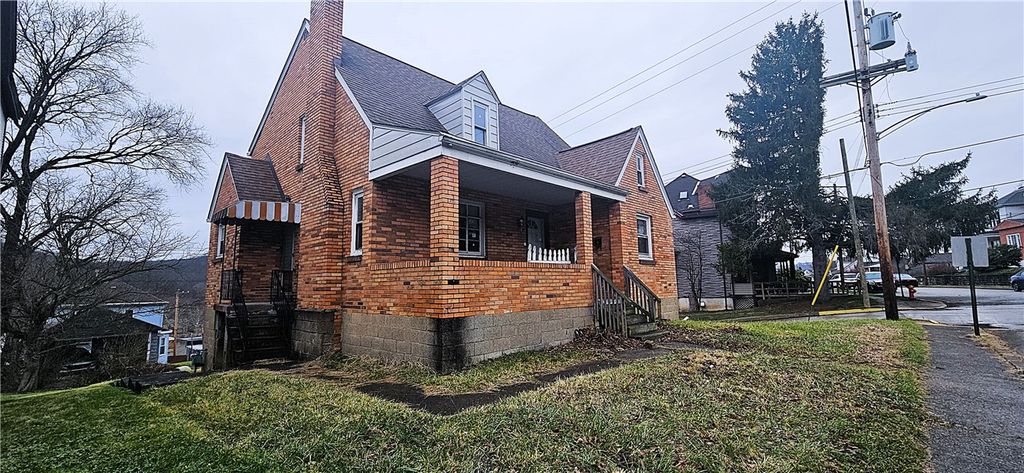 4600 3rd St, Versailles Boro, PA 15132
