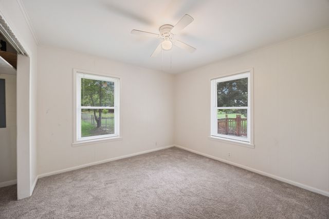 571 S 1st Street, Point, TX 75472