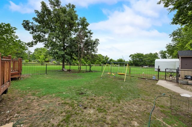 571 S 1st Street, Point, TX 75472