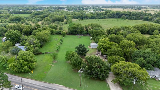 571 S 1st Street, Point, TX 75472